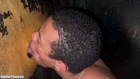 encontrei o gostoso rico marlon cacando no glory hole