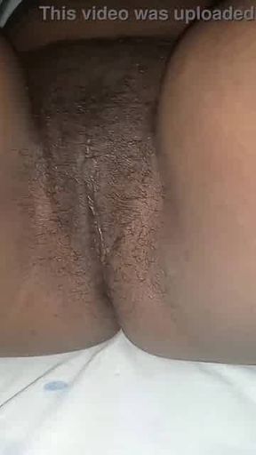 Marido filma buceta da esposa