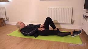 Amorous Petite and Francesca's yoga mom action