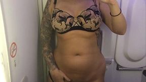 Going through my videos I found this one from a toilet on a plane. Who'_s joining me for some mile high pussy play.