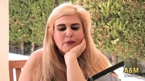 There is always a sex party in the house of the mature women, double scene