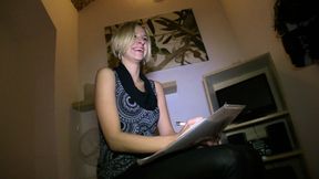 A Fake Modelling Gig Turns Into A Cum Facial