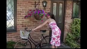 Elen Cole and  Sadie Leech