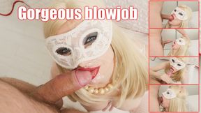 Blowjob from a gorgeous MILF