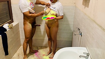 Hot Indian Desi Couple Holi Special Romance