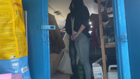 A warehouse worker fucked the manager hard right there on the boxes and put her in her place