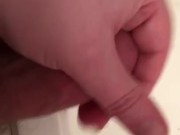 Amateur masturbation quickie with cumshot