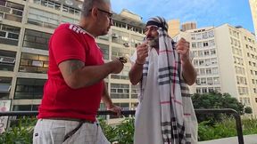 ajudei o habib sultao gringo a comer duas brasileiras em troca de um relogio
