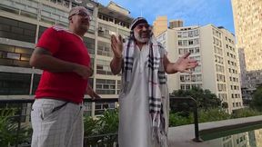 ajudei o habib sultao gringo a comer duas brasileiras em troca de um relogio