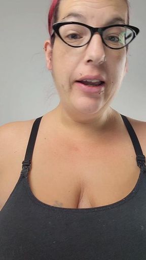 Oiling up my pregnant titties and belly and making myself cum!