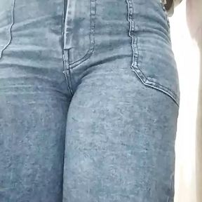 Desi Dirty riya gets huge navel fingering from  In bathroom Sex Scene