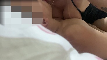 CARIOCA FEZ 18, VEIO DAR O RABO E ME FEZ GOZAR DUAS VEZES - Boy from Rio turned 18, gave me his ass and made me cum twice