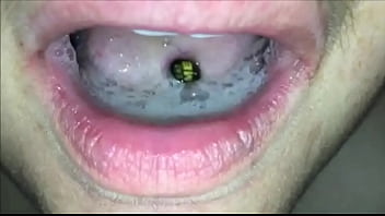 gorda kenya bbw tragando semen 4