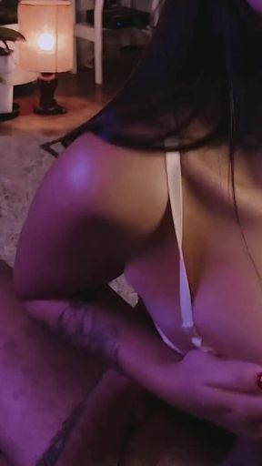 Sexy Asian Girlfriend Gives an Amazing Titfuck
