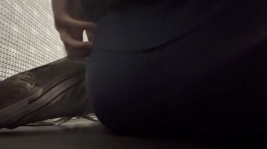 I sat on my dildo IN PUBLIC AT THE GYM!!!