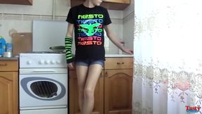 Hard Dick Fun in the Kitchen!