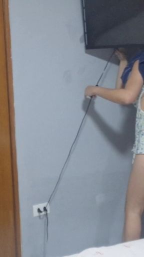 I received the cable TV technician without panties and gave him pussy without a condom!   Clip 1