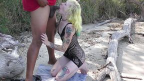 Teen gets a facial and has sex in public!