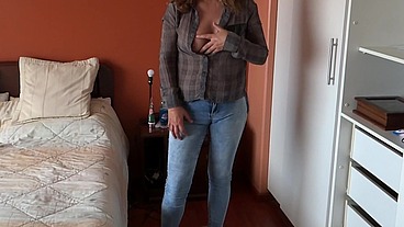 It turns me on to see how my stepson masturbates while recording me, his cock is huge