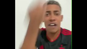 MC POZE FUDENDO LOUCAMENTE O TECNICO MARCOS BRAZ