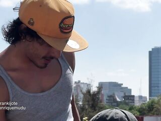 Deepthroating a 9in knob - enriquemudu & frankijote (free version)