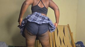 Rich Woman Who Sing in the Choir Masturbate After the Church