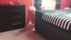 Horny German Granny Fucks a Stranger in the Swinger and Gets a Huge Creampie!