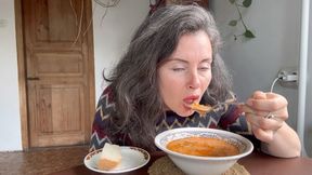 eating hot soup mov