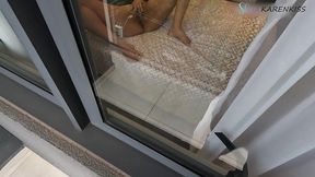 vizinho ficou me olhando pela janela e chamei ele para entrar - karenkiss