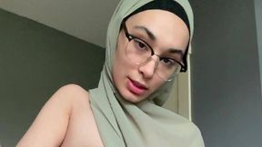 Xxx Movie @Female Masturbation and #Hairy Pussy #Arab #18+ Teen #Sexy #Glasses Porn with @Saharbby Like & Share!