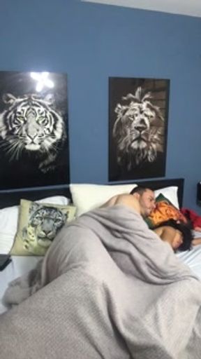 I penetrate my girlfriend's pussy very early in the morning.