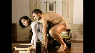 Con đĩ bị đụ đít thô bạo