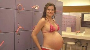 I get massively turned on by naked pregnant ladies and this compilation is hot