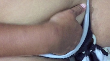 Fã segue ex BBB até o banheiro e paga um boquete pra ele no banheiro público masculino