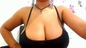 Awesome busty brunette latina shows her pussy on webcam
