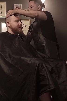 Dirty Barber Gives Bear More Than Just a Haircut!