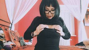 chantal and her huge air in her belly