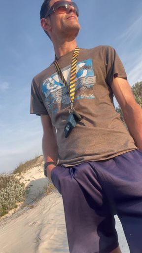 Mike is stroking on the beach again