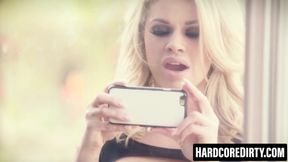 Tiny Piper Perri drilled missionary after sloppy deepthroat
