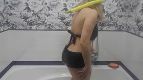 I am taking a shower! In mask and in tube