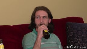 Long haired hottie Duncan Black savors my fat dick with passion