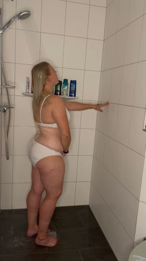 shower bikini masturbating shower head blonde solotime shaving wash wet pussy fingers clitoris rubbing water jet&hellip;   Clip 1
