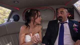 Pornstar gets anus fucked by injured man