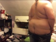 buttcrack in ripped jeans