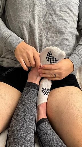 VANS Massage & Sockjob That You DONT Deserve
