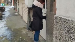 Neighbor MILF Need From Help and Squirting Orgasms