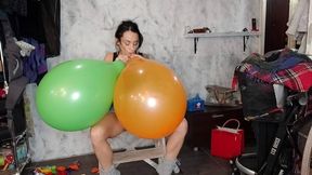 B2P with Two Giant Balloons - Mishel Looner balloons