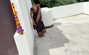 Komal Went to the Roof, Called Her Friend Behind Her, People Are Watching From All Sides.