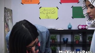 Gorgeous Arab pornstar Mia Khalifa sucks dick with friend