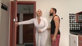 uma milf com tesao fudendo com dois